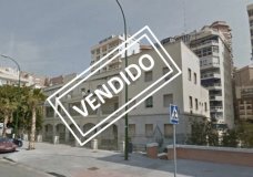 Mixed use building  for sale in Málaga, La Malagueta