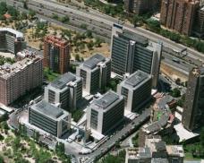 Letting Offices-Office Building  in Madrid, Ciudad Lineal